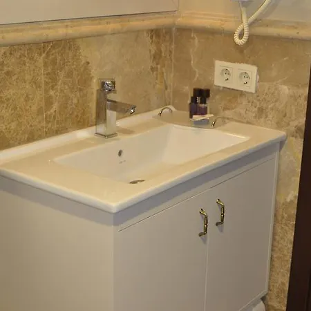 فندق أجنحة كاديكوي بارك 3*