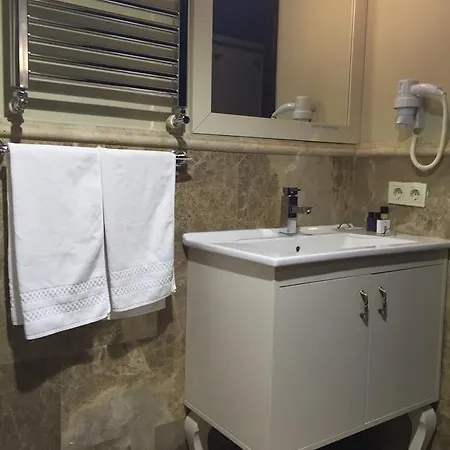 فندق أجنحة كاديكوي بارك 3*